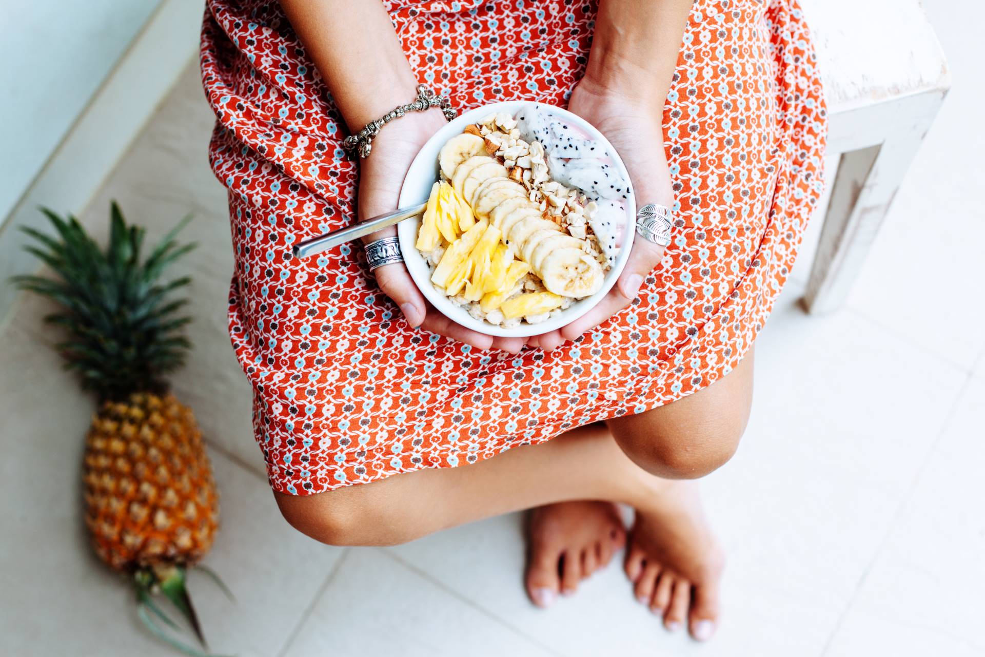 smoothie bowl with fresh fruits